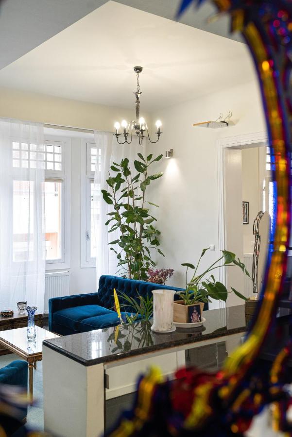 Spacious & Artistic Retro 2Bd Apt With Sauna Atena Exterior foto