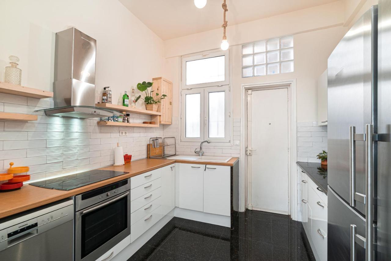 Spacious & Artistic Retro 2Bd Apt With Sauna Atena Exterior foto